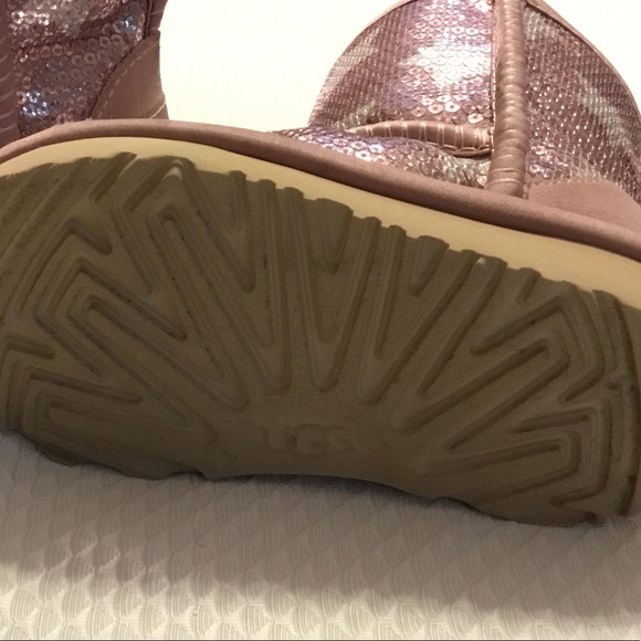 Sequined Uggs - Picture 3 of 8